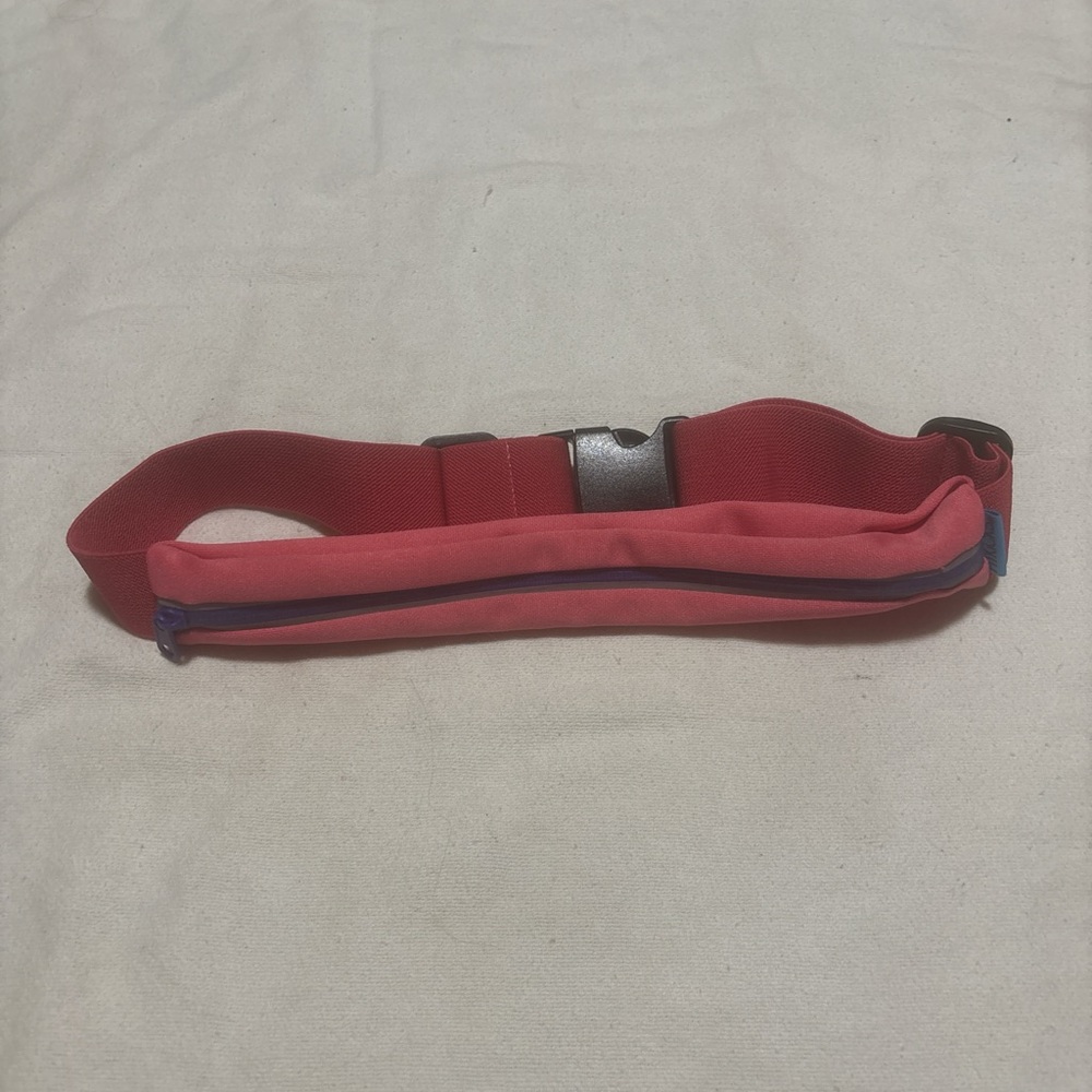 Stylish Pink Running Belt with Purple Accent